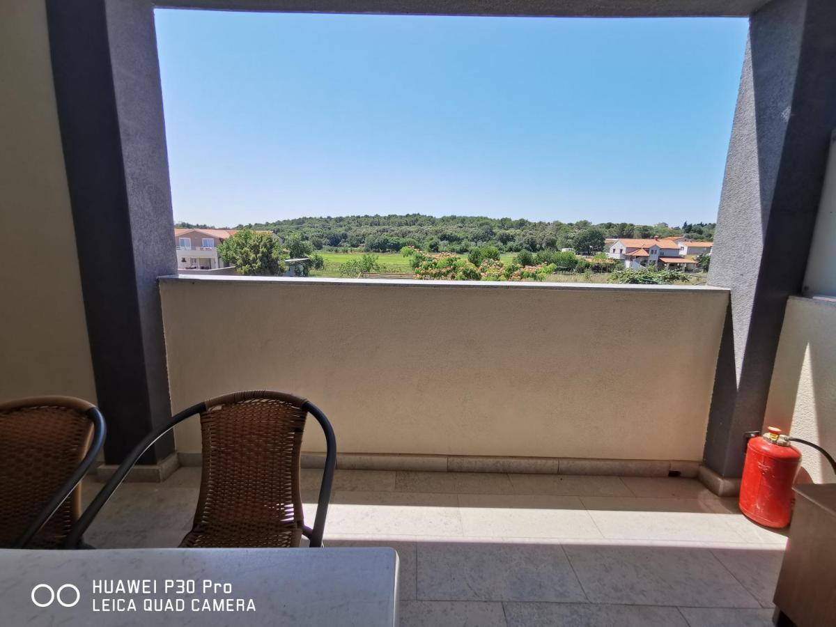 Apartmani Bradaric Pula Exterior foto