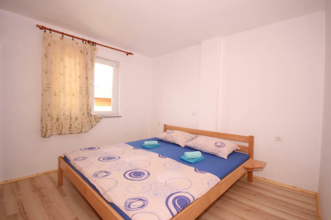 Apartmani Bradaric Pula Exterior foto