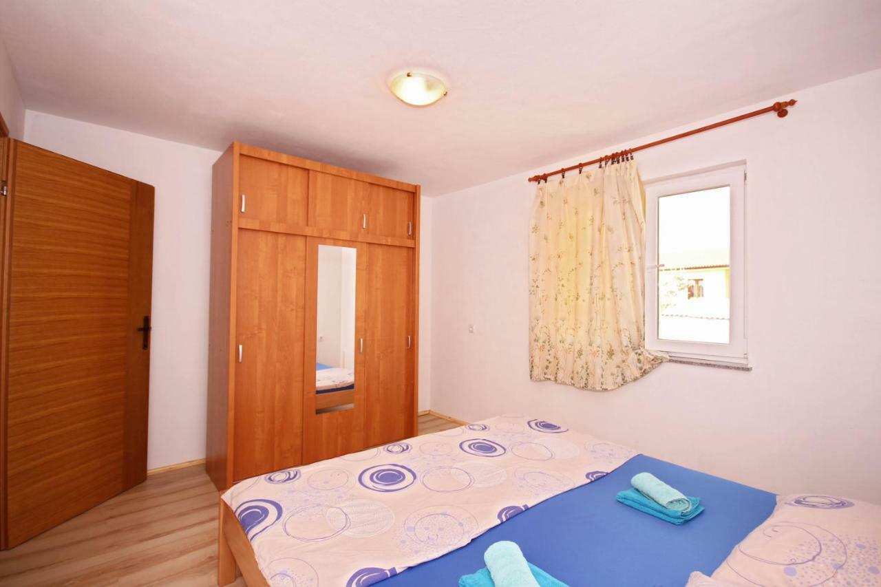 Apartmani Bradaric Pula Exterior foto